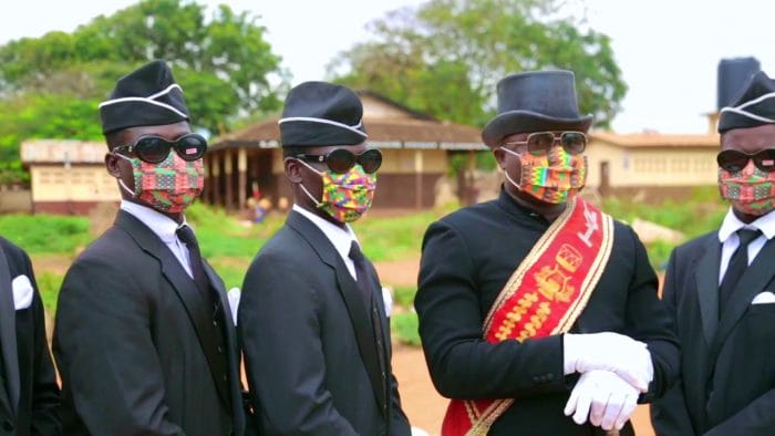 meme-caixao-mascaras
